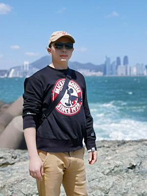 CSHj_1714378984413057244.jpg 个人照片(姜龙)_副本.jpg